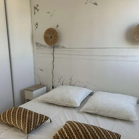 Marina 2 Pieces Port Camargue Pc720-307 Апартаменты *